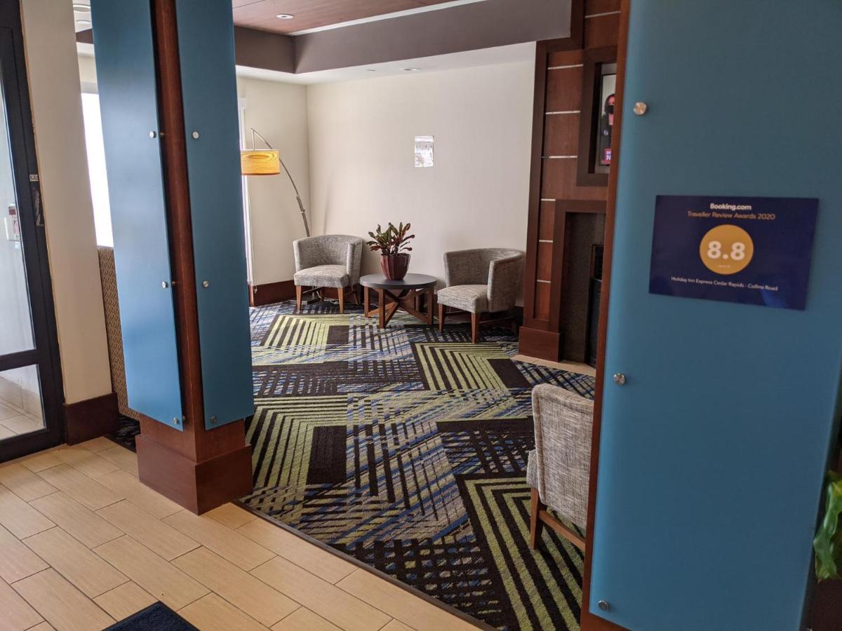 Holiday Inn Express Cedar Rapids - Collins Road By Ihg Exterior foto