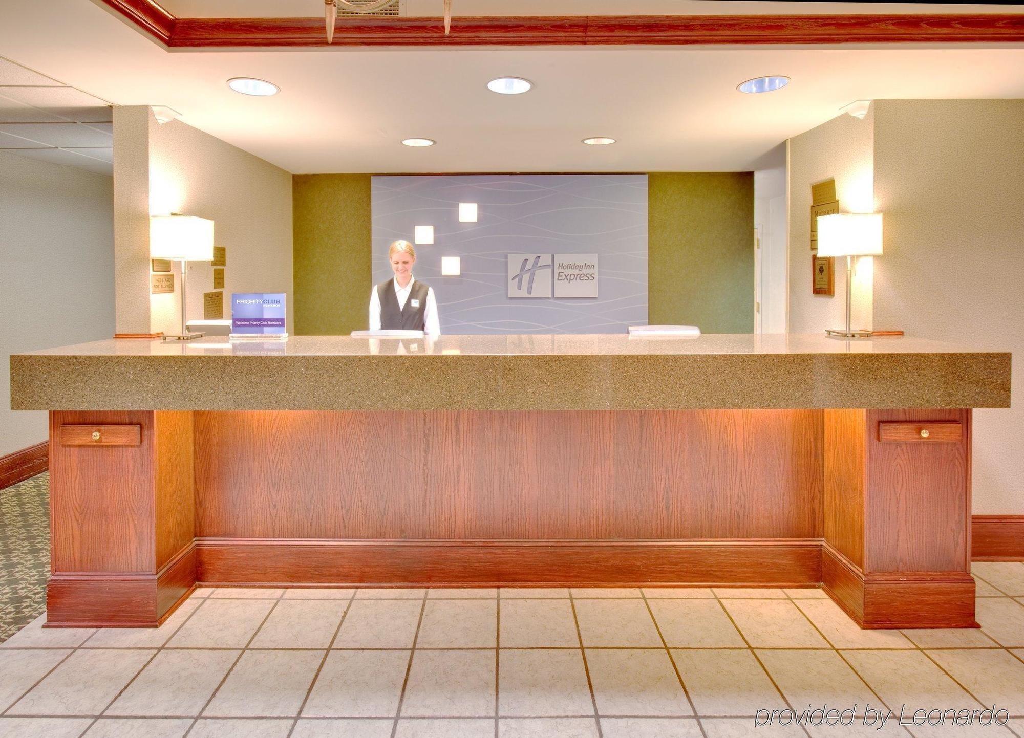 Holiday Inn Express Cedar Rapids - Collins Road By Ihg Interior foto