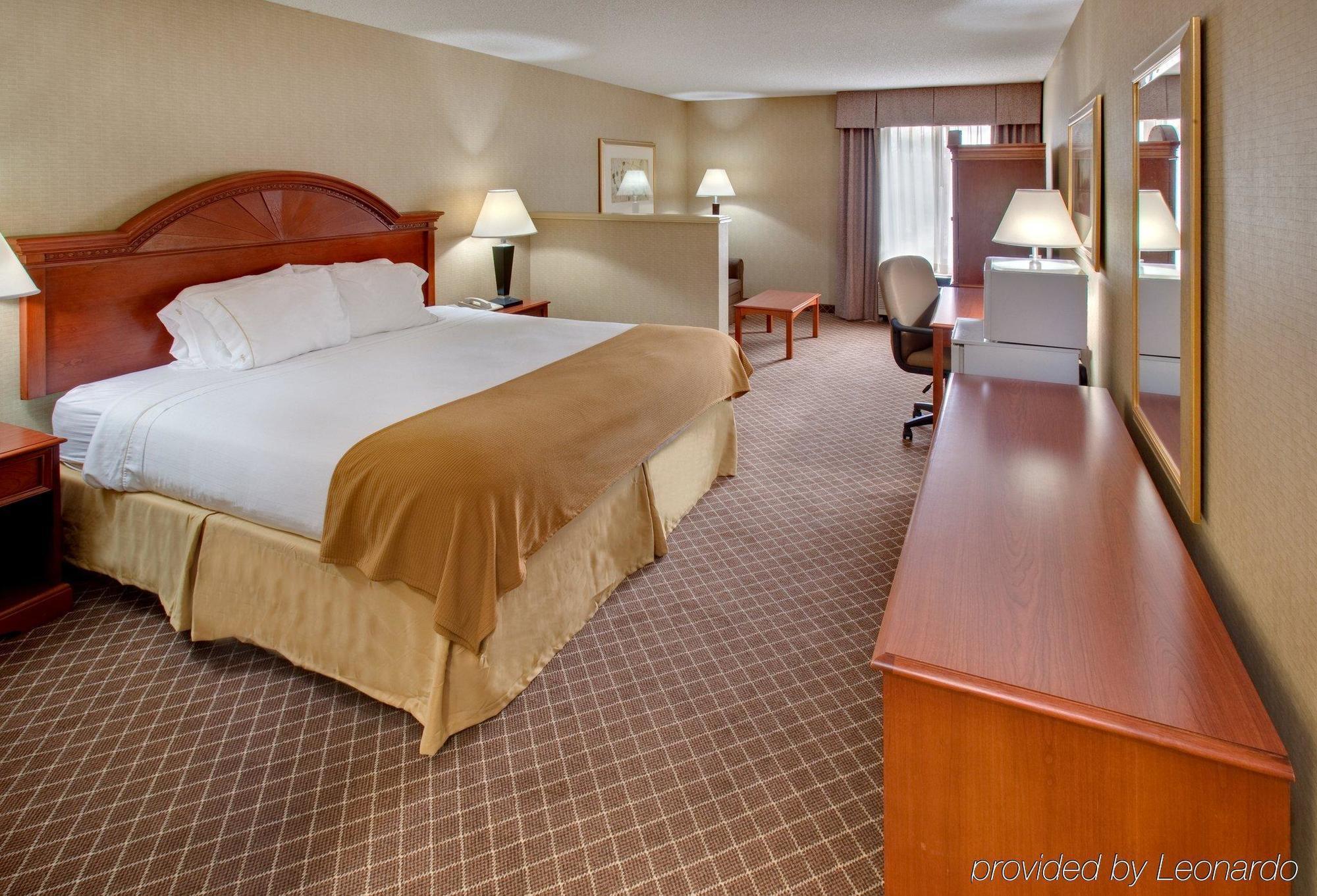 Holiday Inn Express Cedar Rapids - Collins Road By Ihg Cameră foto